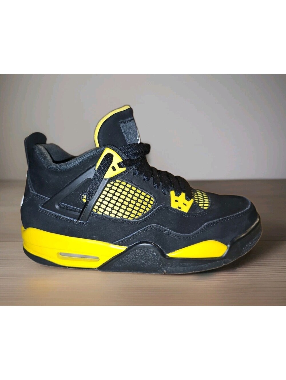 Size 7 (GS) - Jordan 4 Retro 2023 Mid Thunder